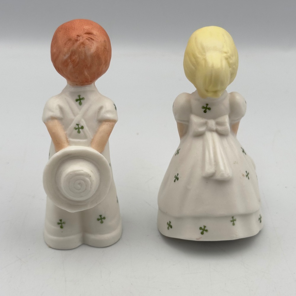 Vintage Schmid Japan Kissing Boy and Girl Porcelain Figurines Clover Pattern - Picture 4 of 8